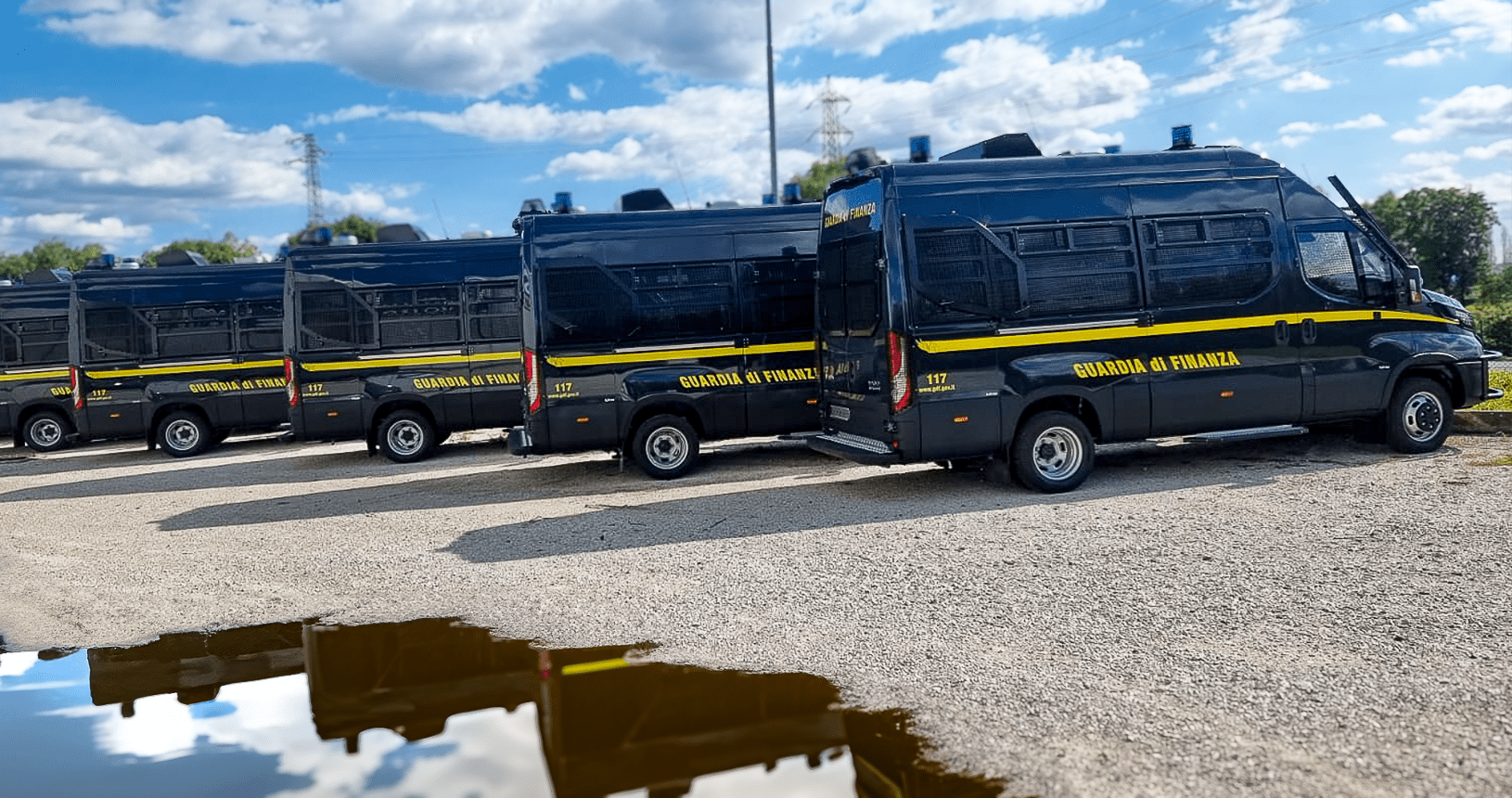 iveco daily guardia di finanza