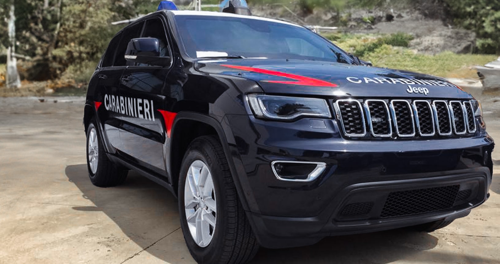 jeep grand cherokee carabinieri