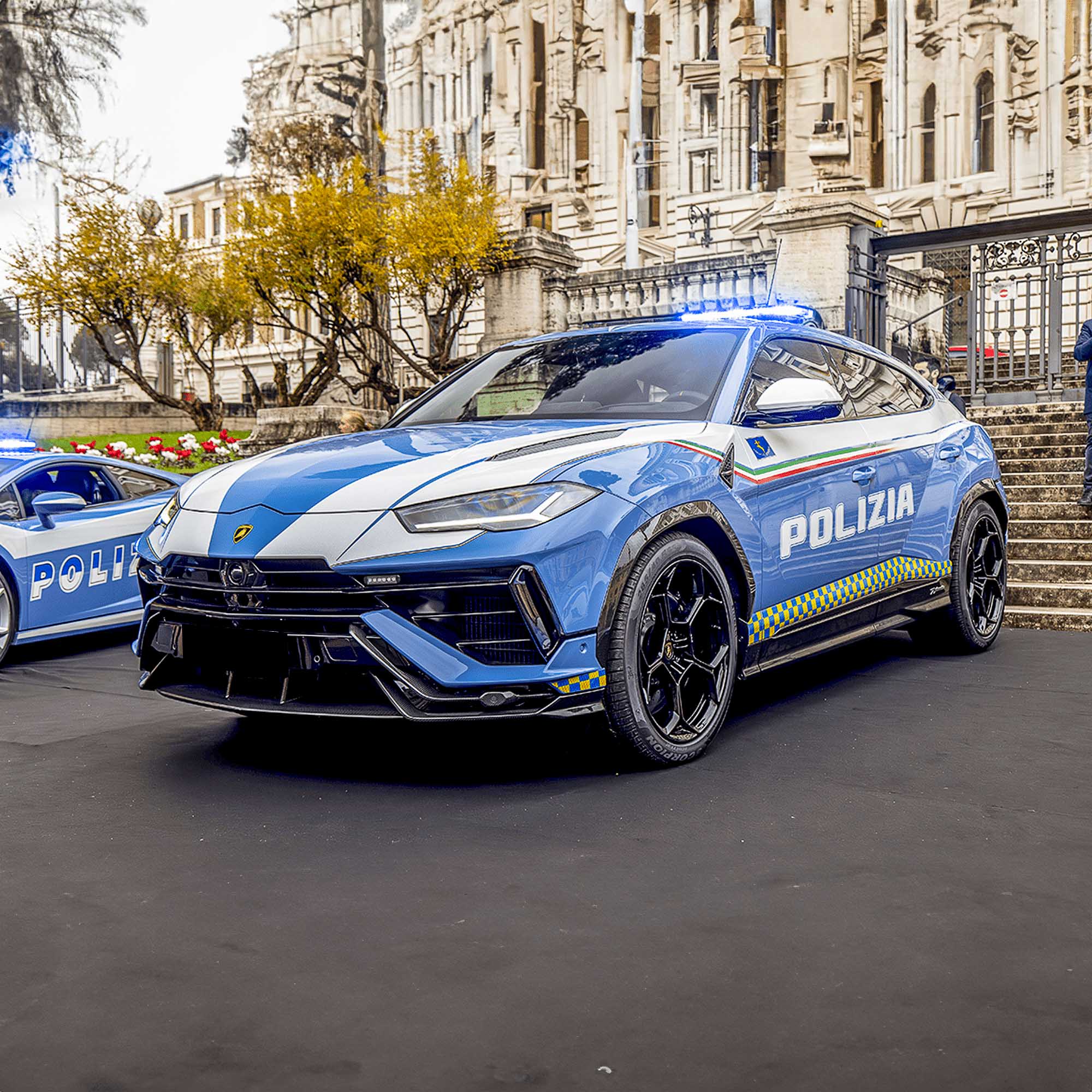 lamborghini urus polizia di stato